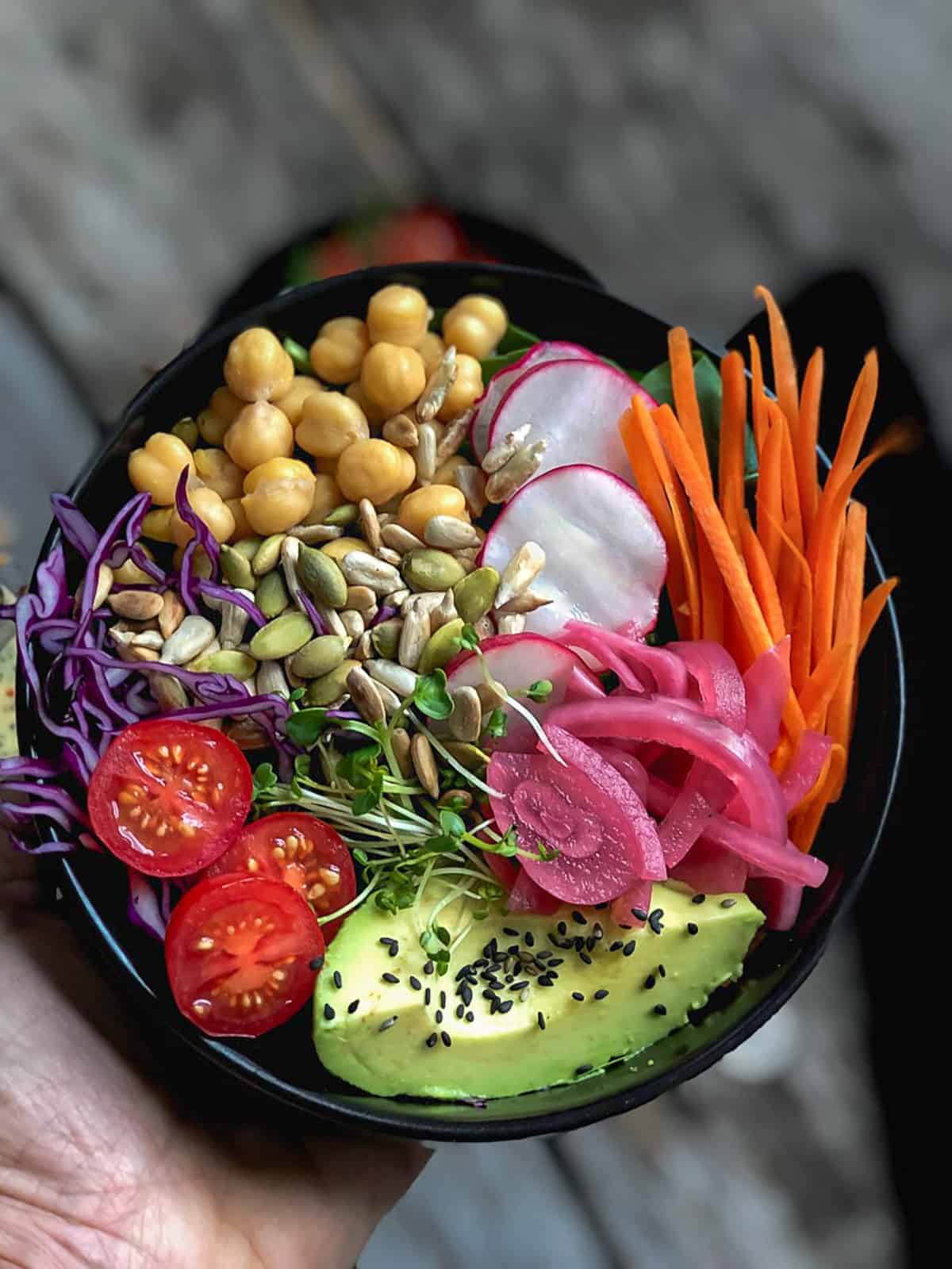 RAINBOW SALAD BOWLS