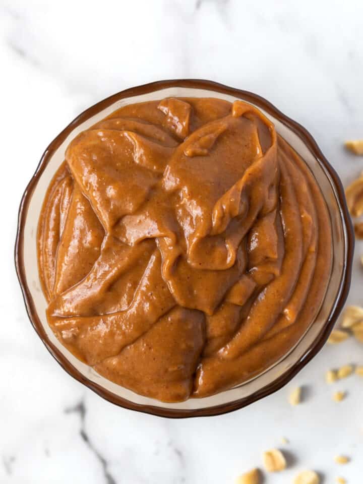 Addictive Spicy Peanut Sauce Recipe (vegan) simplyceecee.co
