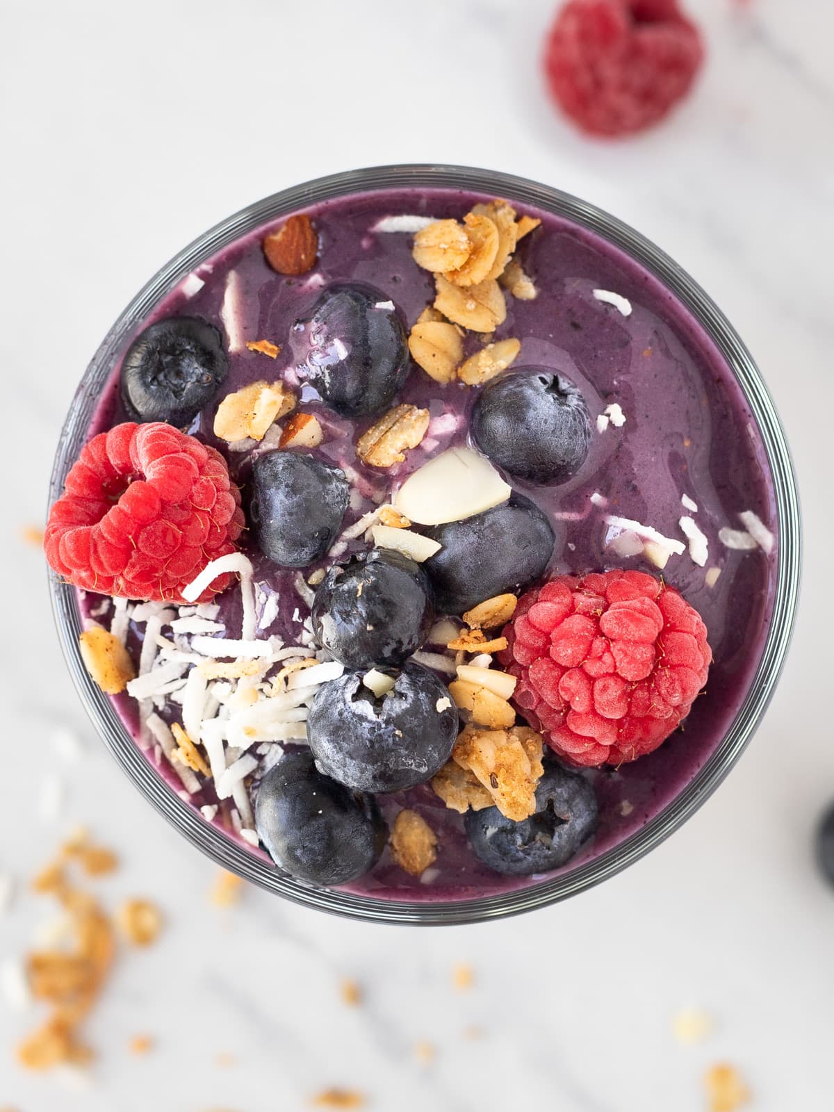 https://simplyceecee.co/wp-content/uploads/2023/05/healthy-blueberry-banana-smoothie.jpg